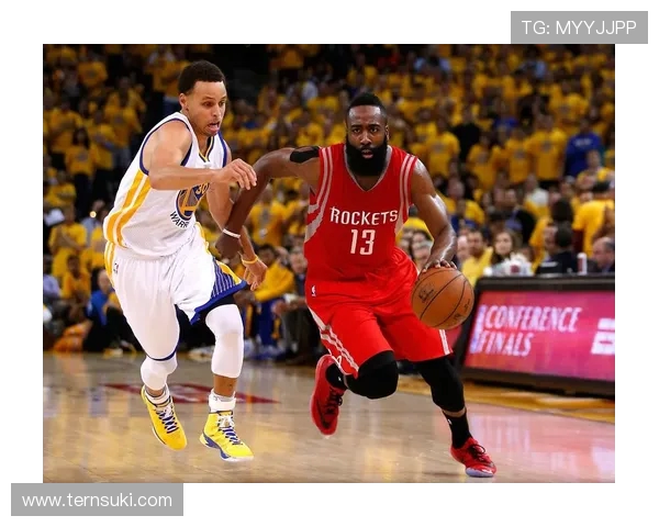 库明加精彩突破虚晃艾顿轻松上篮得分展现超强个人能力